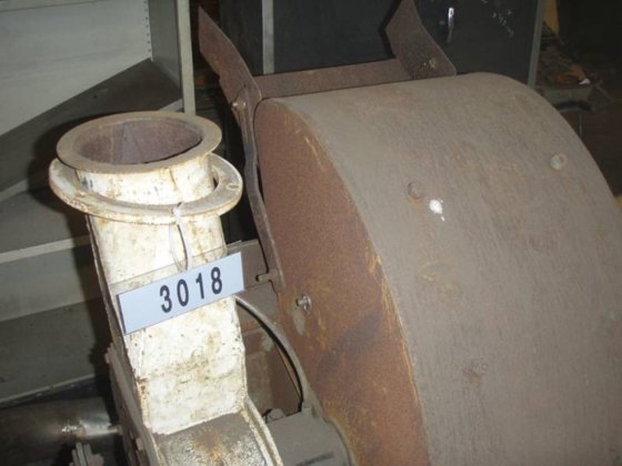 ハンマーミル、15 kW、穴あき底部付き