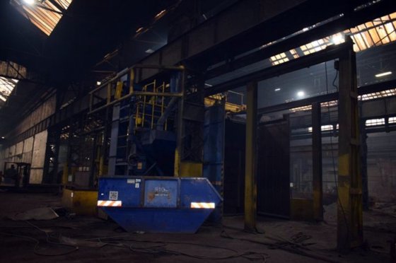 2007 Shot Blast Cabinet DISA,