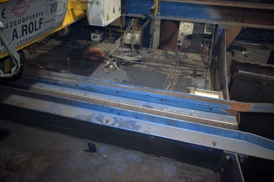 Durchlaufstrahlanlage DISA, 4m x 3,5m