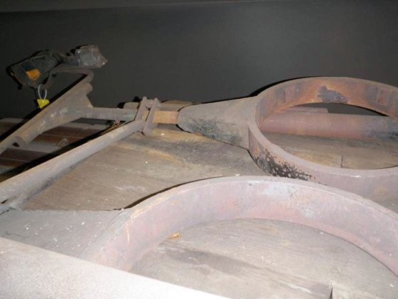 小型鋳造取鍋用リフティングベール2個、± 60 kg