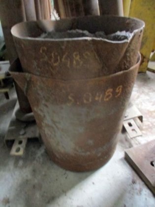 小型鋳造取鍋用リフティングベール2個、± 60 kg