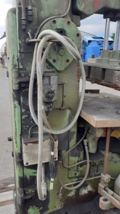 KÜNKEL WAGNER APM1 造型机