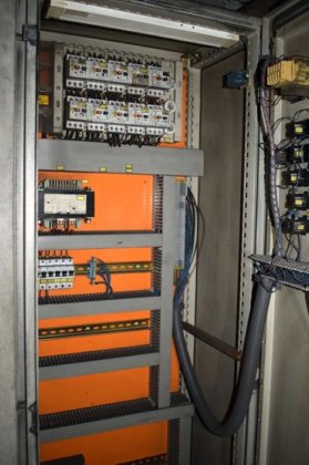 1994 Tumble belt shotblast machine