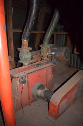1994 Tumble belt shotblast machine