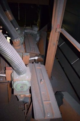 1994 Tumble belt shotblast machine