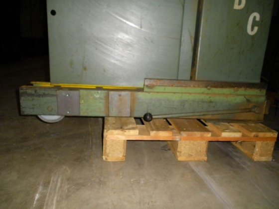 ステーキングボックスABC 1500kg用ハイドロリックタイティング