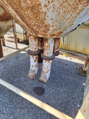 10 m³のコンパートメントを2つ備えたサイロ