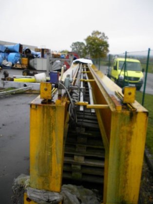 2001 DEMAG 双梁桥式起重机，10 吨，9450 毫米