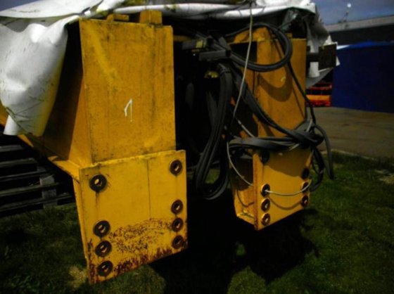 2001 DEMAG 双梁桥式起重机，10 吨，9450 毫米