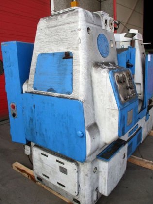 PFAUTER 滚齿机，P900 型