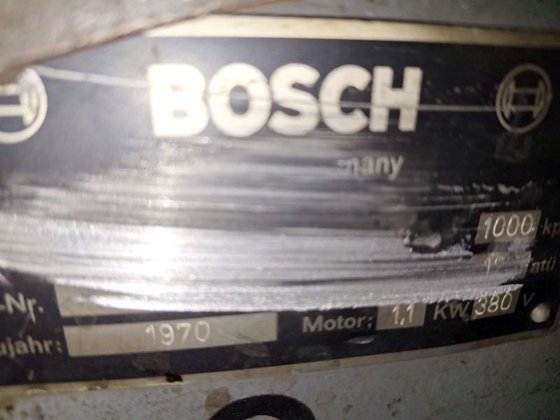 スタッキングボックス用油圧チルト BOSCH 1000kg