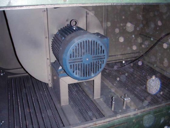 Tumble belt shotblast machine BRÜCK,