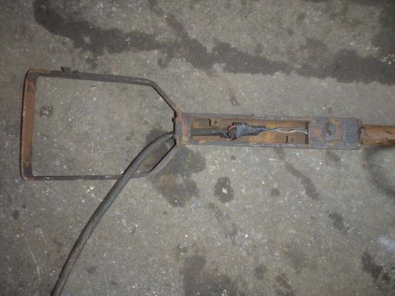 带电缆的温度测量枪