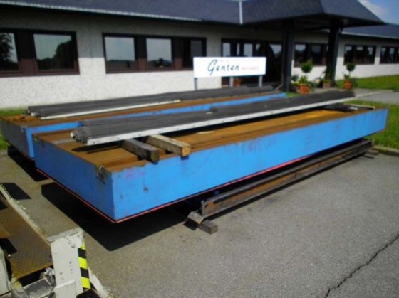 剪叉式升降台，4770 毫米 x 1670 毫米，±