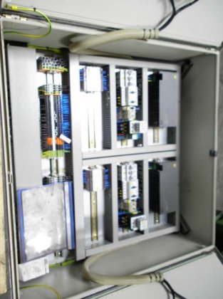 剪叉式升降台，4770 毫米 x 1670 毫米，±