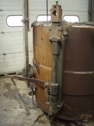 带行星齿轮的底部浇桶，8 吨