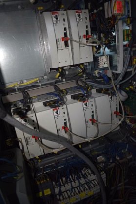 Robot KUKA ; KR240-2 2000