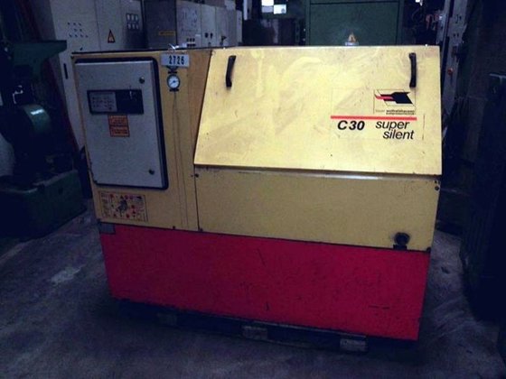 スクリューコンプレッサー 22 kW、BAUER製、3,55 m³/分