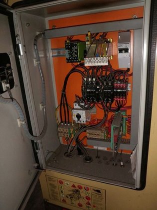 スクリューコンプレッサー 22 kW、BAUER製、3,55 m³/分