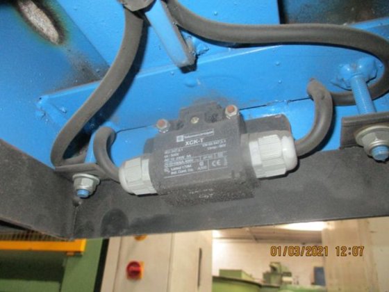 液压升降台 2060×1600mm 2t