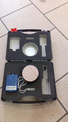 移动和电气硬度计