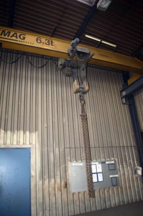 2006 DEMAG 6.3 吨桥式起重机；长度：10850 毫米