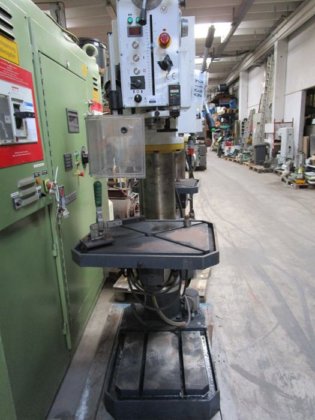 2020 柱穴あけ機 EPPLE, GB50V