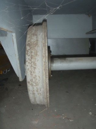 轨道电动卡车，20 吨