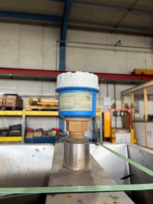 2016 带小料斗的不锈钢计量螺杆