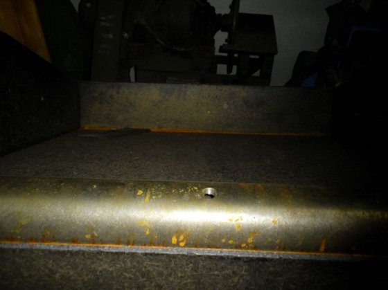 用于装载 ABC 1500 千克包装箱的水力拉伸机