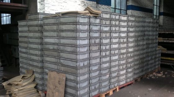 中子用プラスチック・ボックス