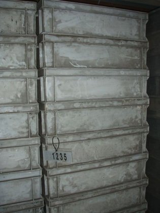 中子用プラスチック・ボックス