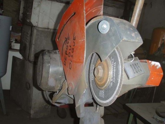 基座式圆盘铣挖机，圆盘最大直径 350 毫米，RGA