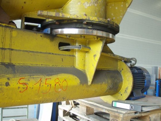 呋喃混砂机铰接臂 15-18 吨/小时 WÖHR