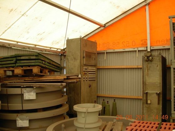 呋喃混砂机铰接臂 15-18 吨/小时 WÖHR