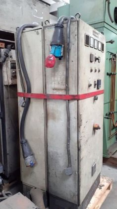 1996 固定式电熔炉和保温炉 HINDENLANG，用于生产 1100 公斤铝材