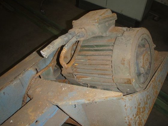 摆动式切割器，用于直径 400 毫米的圆盘