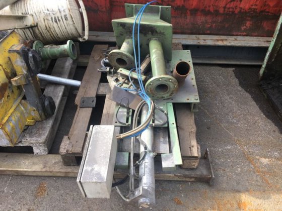 1996 WÖHR 螺杆式搅拌机，5 吨，1 个旋转臂