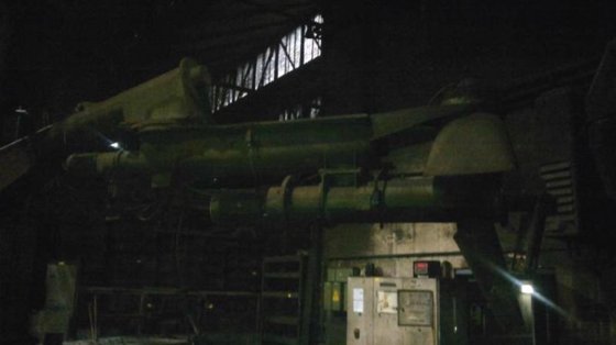 带 AXMANN 混合器的呋喃砂造型转盘，20 吨/小时