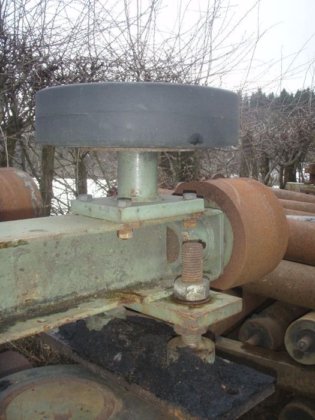 带 AXMANN 混合器的呋喃砂造型转盘，20 吨/小时