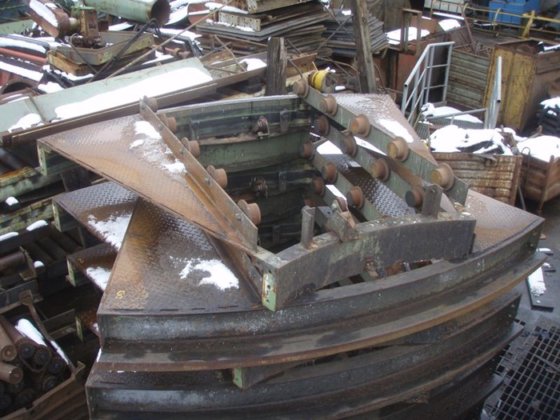 带 AXMANN 混合器的呋喃砂造型转盘，20 吨/小时