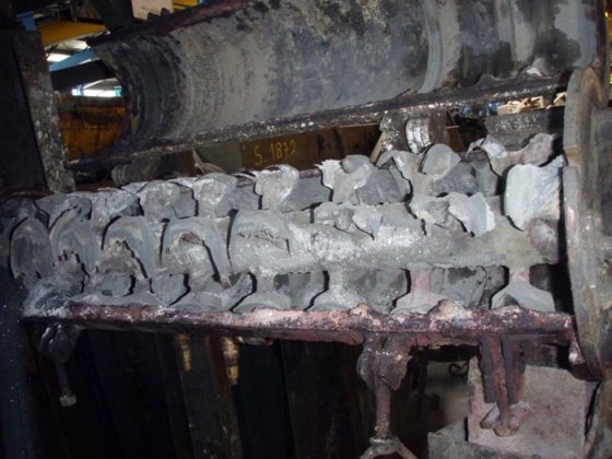 BORDEN 螺杆式搅拌机，± 2 吨/小时，带 2