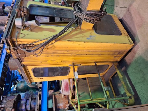 装载起重机 VETTER，带磁铁 Ø1000mm DEMAG