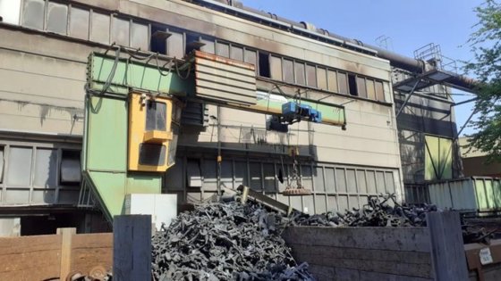 装载起重机 VETTER，带磁铁 Ø1000mm DEMAG