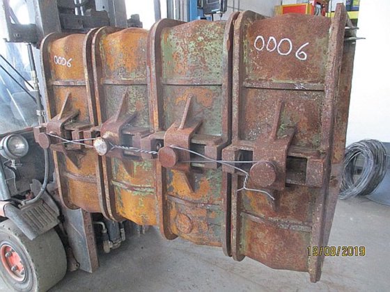 模制箱，钢制，910 毫米 x 685 毫米