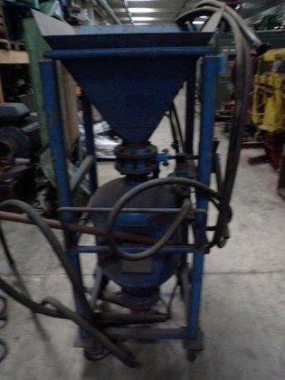 1989 Small sand blast vessel