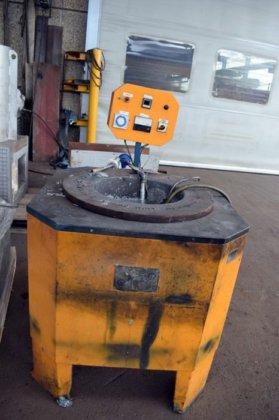 2000 用于铝 CABE 的电固定熔炉 ±50