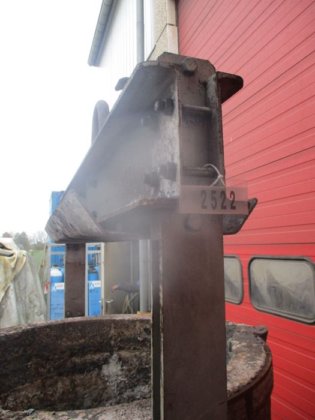 起重机倾斜浇桶（2 个浇口） ACETARC 7t