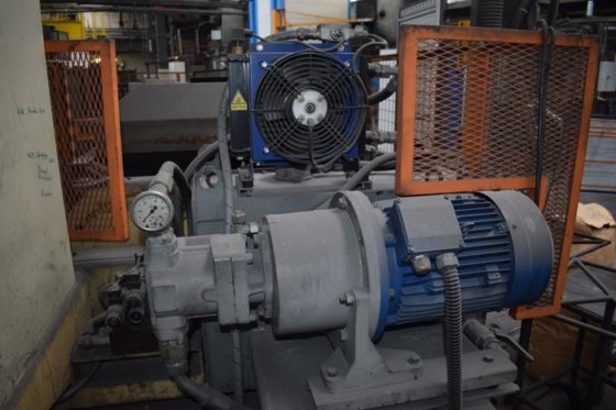 2012 Gravity die casting machine