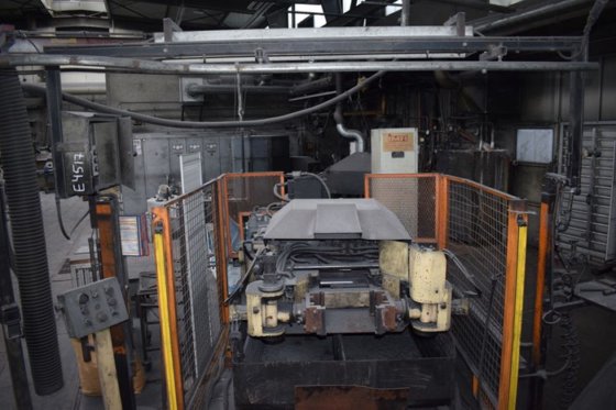 2012 Gravity die casting machine